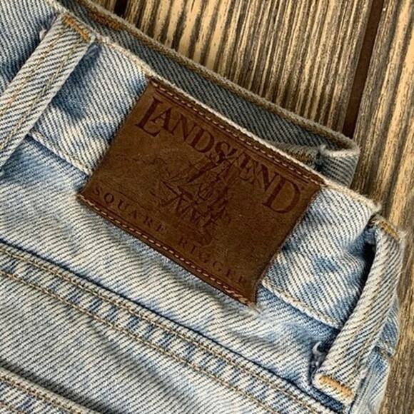 Lands End Women Light Wash Denim Jeans Leather Tag Regular Tapered Sz 37R - Picture 2 of 12